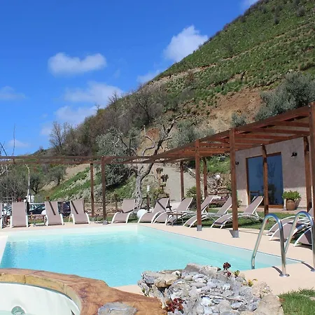 Il Podere Dell'angelo Old Resort